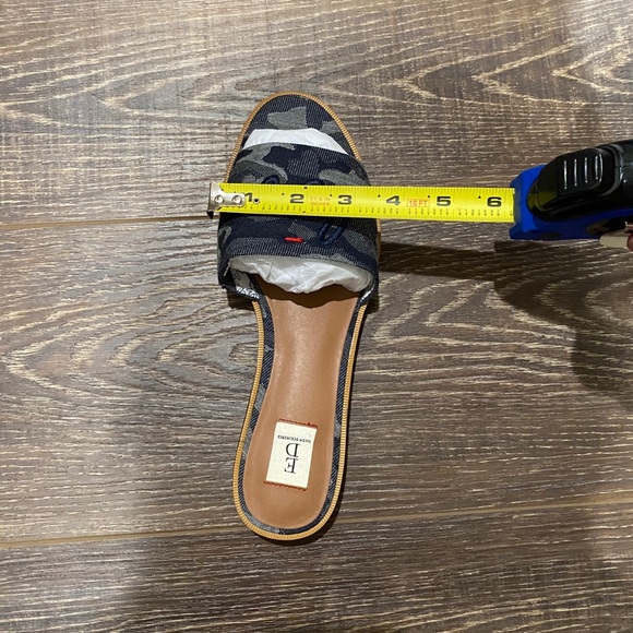 ED Ellen Degeneres Solay Slide Sandal - Picture 10 of 10